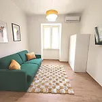 Giunchiglie Flat